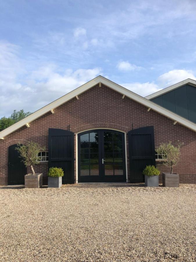 Gastenverblijf Op De Prins Hendrik Hoeve In Buren Buren  Exterior photo